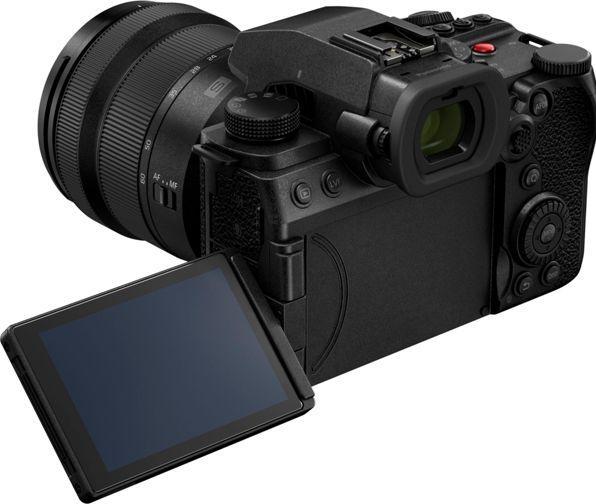Produktbild Panasonic Lumix S5IIX Kit (20 - 60 mm, 24.20 Mpx, Vollformat)