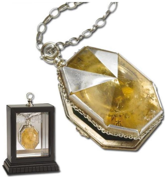 Noble Collection Harry Potter Replica Slytherin Locket