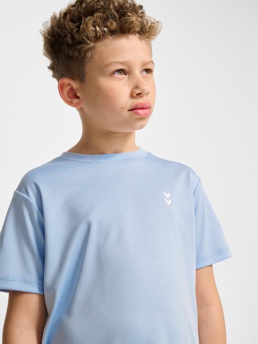Immagine prodotto hummel hmlJR PULSE TRAINING T-SHIRT (10, 11, 12, 13, 14, 15, 16)