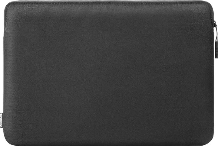 Actual product image Incase Go (16", Apple)