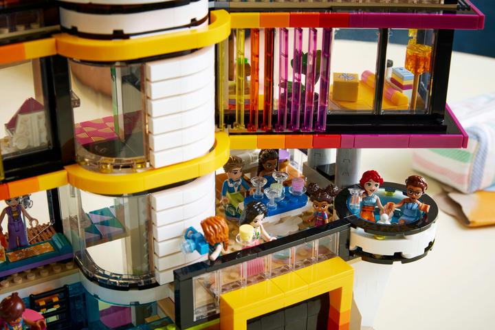 Produktbild LEGO Andreas moderne Villa (42639, LEGO Friends)