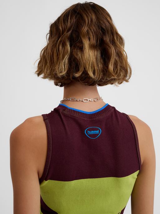 Actual product image hummel hmlSEAMLESS TOP (S)