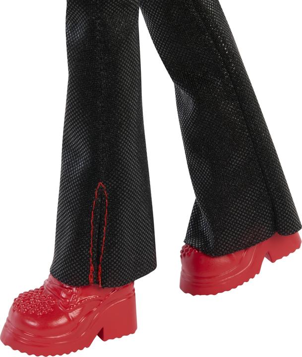Actual product image Mattel Disney Descendants: The Rise of Red, Singing Red Doll
