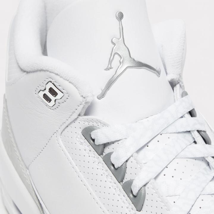 Immagine prodotto Nike Air Jordan 3 Retro (40)