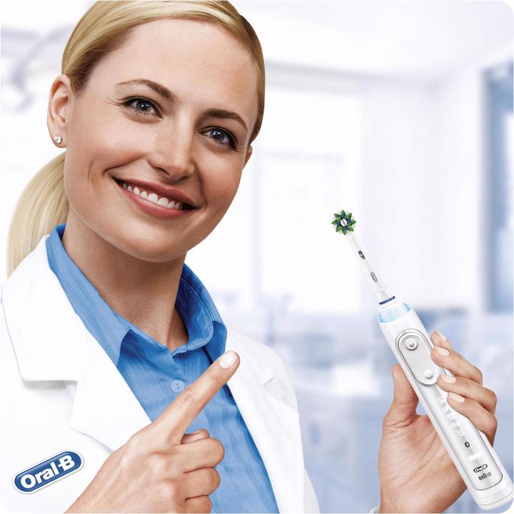 Actual product image Oral-B CrossAction CleanMaximiser (10 x)