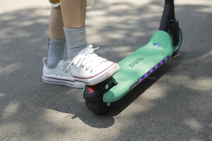Image du produit Segway-Ninebot Zing A6 (12 km/h, 5 km, 60 W)