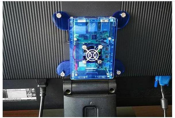 Immagine prodotto Raspberry Pi Contenitore con supporto VESA blu Pi 4
