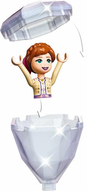 Actual product image LEGO Anna's castle courtyard (43198, LEGO Disney)