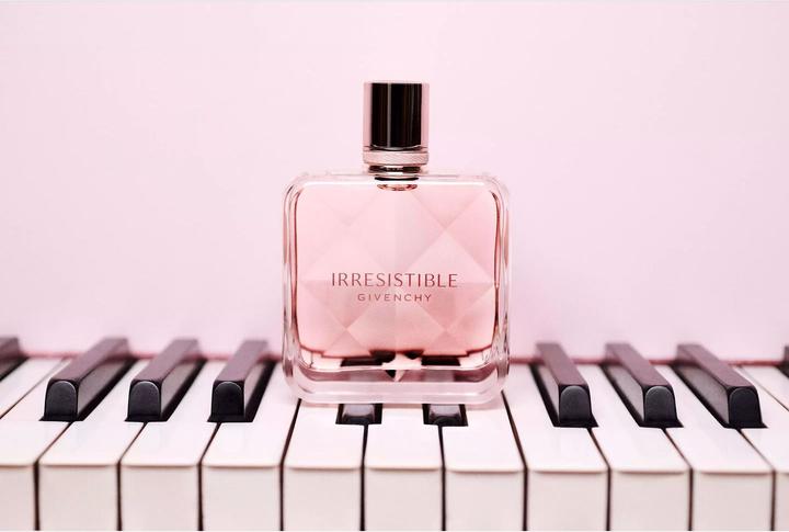 Produktbild Givenchy Irresistible (Eau de Parfum, 50 ml)