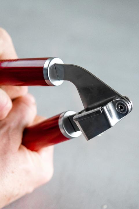 Produktbild KitchenAid Garlic Press