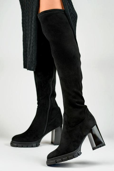 Actual product image Primo Boots with heels model (40)
