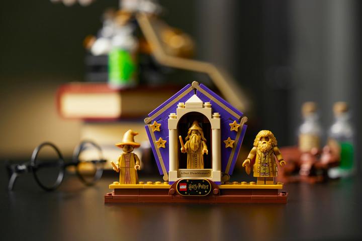 Produktbild LEGO Hogwarts Ikonen - Sammler-Edition (76391, LEGO Harry Potter, LEGO Seltene Sets)