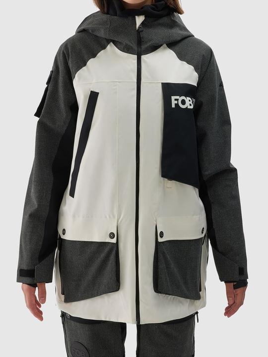 S off white, Schwarz