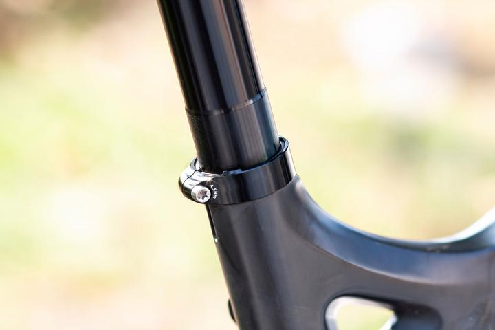 Actual product image BikeYoke Squeezy 38 mm.