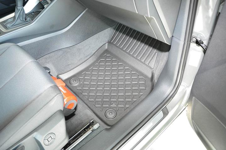 Produktbild Aristar Allwetter Fussmatten Audi Q3 (1 Set à 4 Fussmatten)