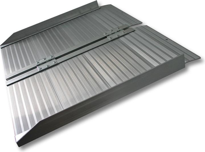 Produktbild Wiltec Rollstuhlrampe faltbar 150cm 270kg Rollirampe Alu Rollstuhl Flachrampe