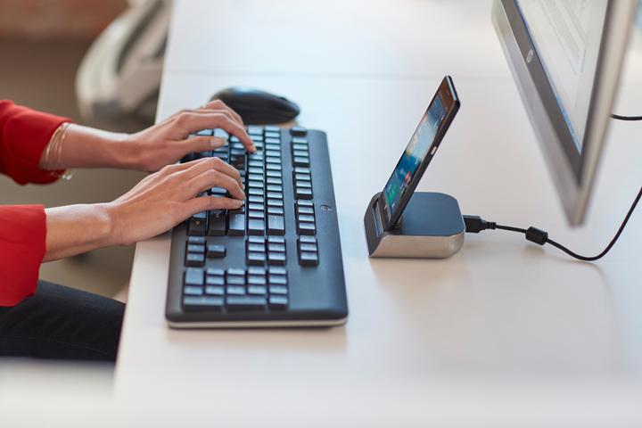Actual product image HP Elite x3 Desk Dock (1 ports)