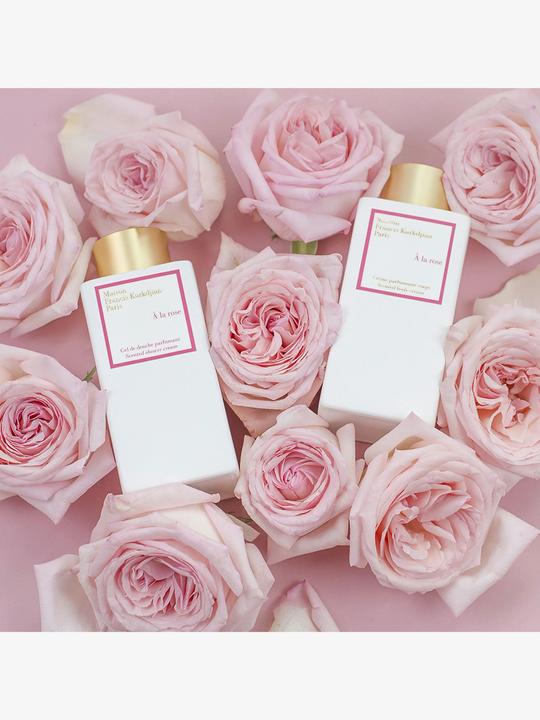 Produktbild Maison Francis Kurkdjian À la rose Body Lotion (Körperöl, Körpermilch, Körperlotion, Körpergel, Körpercreme, 250 ml)