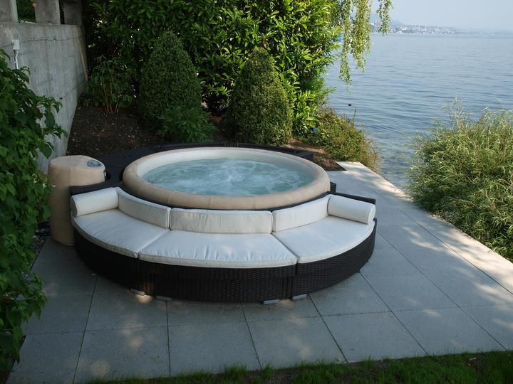 Produktbild Softub Resort 300+ (6 Pers.)