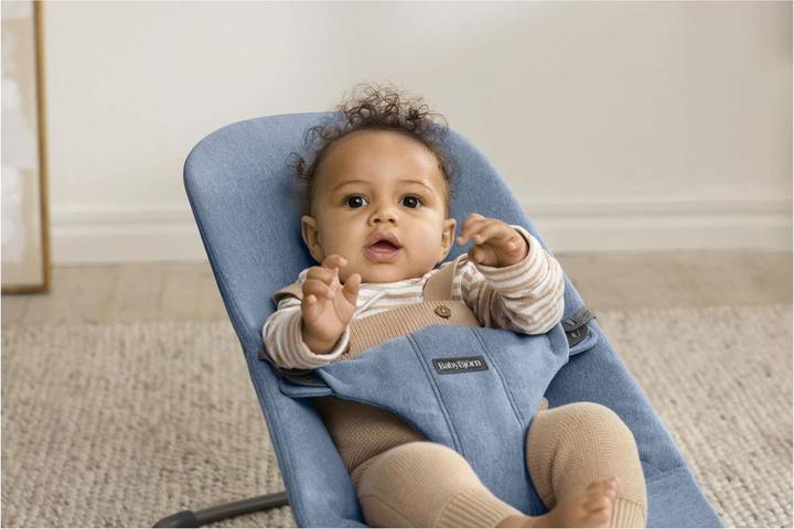 Produktbild BabyBjörn Babywippe Bliss Woven