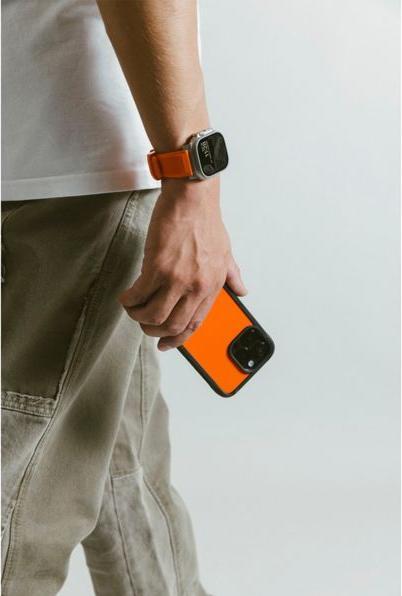 Produktbild Nomad Rugged Case iPhone 15 Pro Max Ultra Orange (Apple iPhone 15 Pro Max)