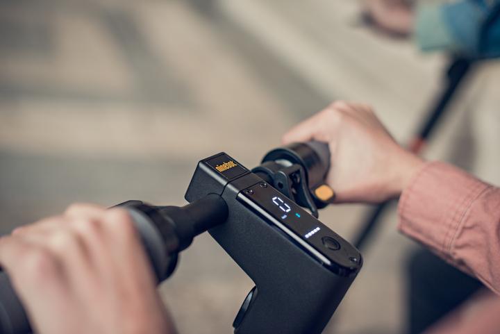 Image du produit Segway-Ninebot KickScooter MAX G30 (25 km/h, 65 km, 350 W)