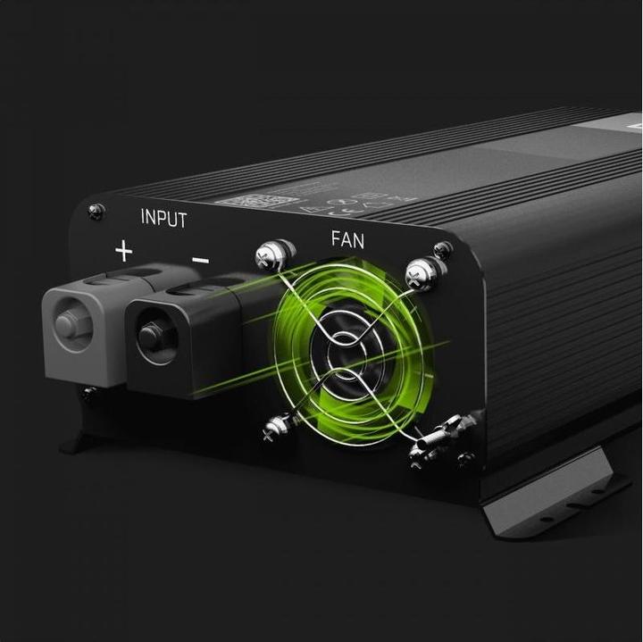 Productafbeelding GreenCell Omvormer auto 12V naar 230V zuiver sinus 1000W/2000W met