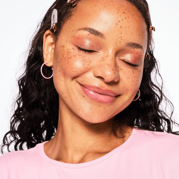 Actual product image essence soft touch duo eyeshadow (01 Bronze Beauty)