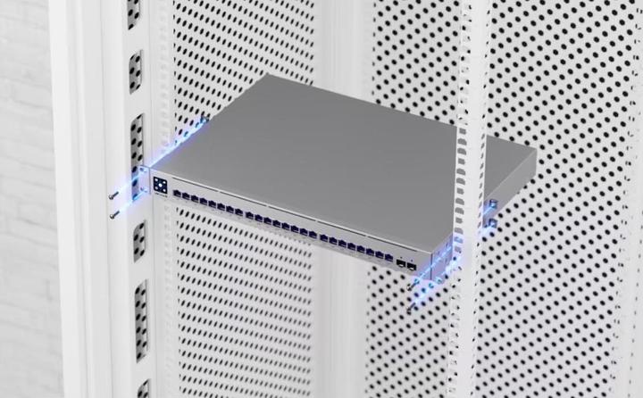 Actual product image Ubiquiti USW-Pro-Max PoE (26 Ports)