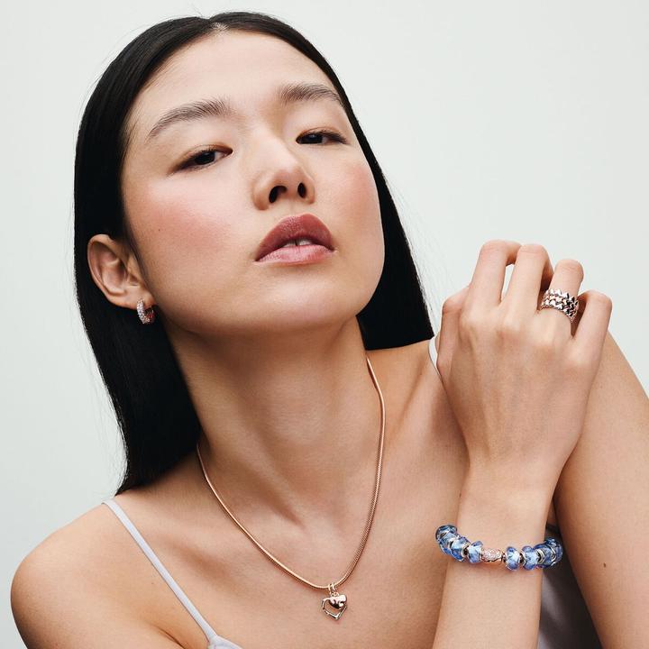 Immagine prodotto Pandora Anello con fila di cuori (48, 925 Argento)
