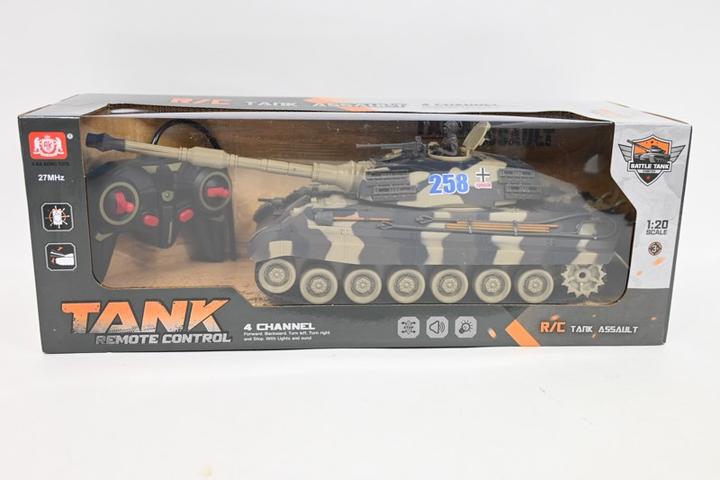 Actual product image MADE Tank R/C 1:20 w/dw 011387 79199