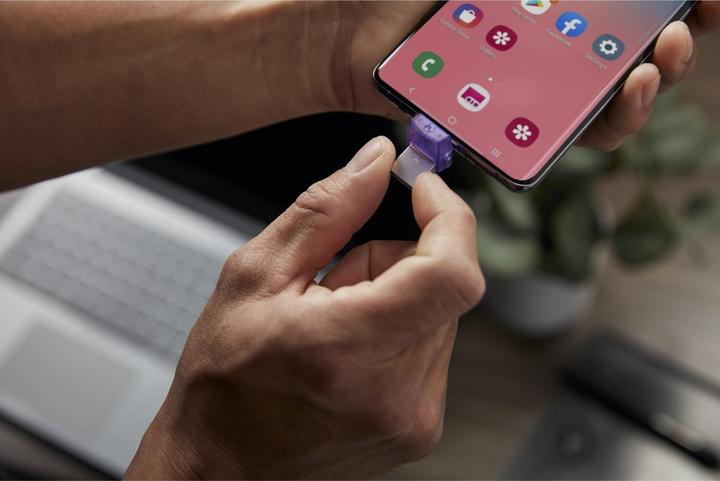 Image du produit Kingston DataTraveler microDuo 3C (128 Go, USB-C)