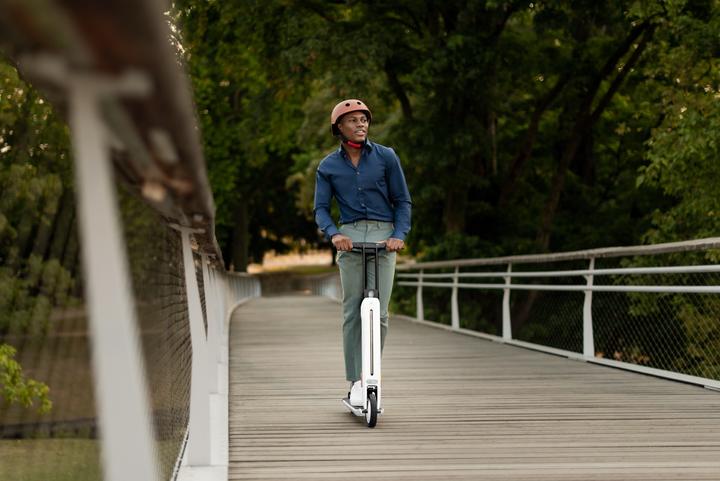 Immagine prodotto Segway-Ninebot KickScooter Air T15E (20 km/h, 12 km, 250 W)