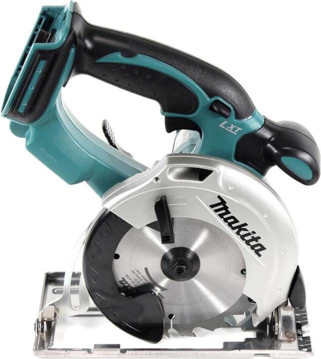 Actual product image Makita DSS 501 RM1J Scie circulaire sans fil 136 mm 18V Li-ion + 1x battery 4,0 Ah + Chargeur + Cof