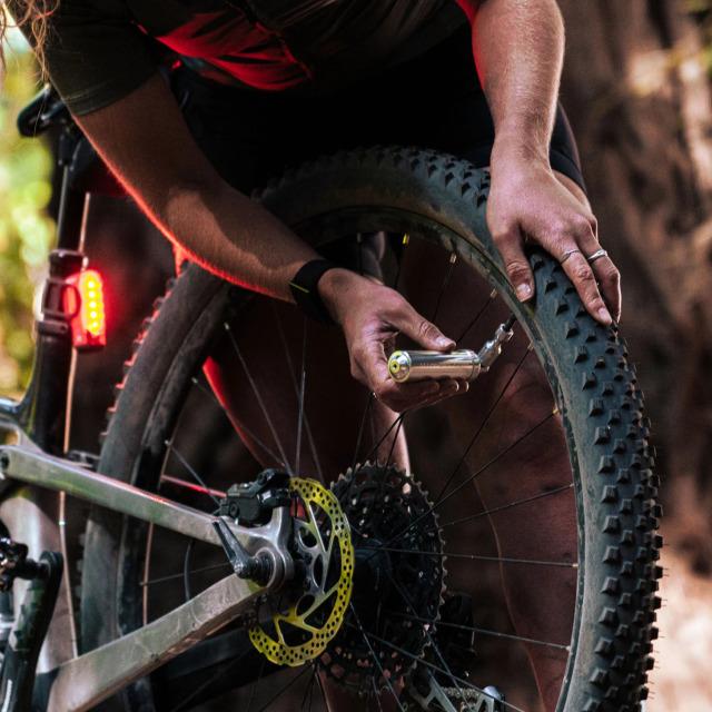 Actual product image Lezyne Alloy Drive CO2
