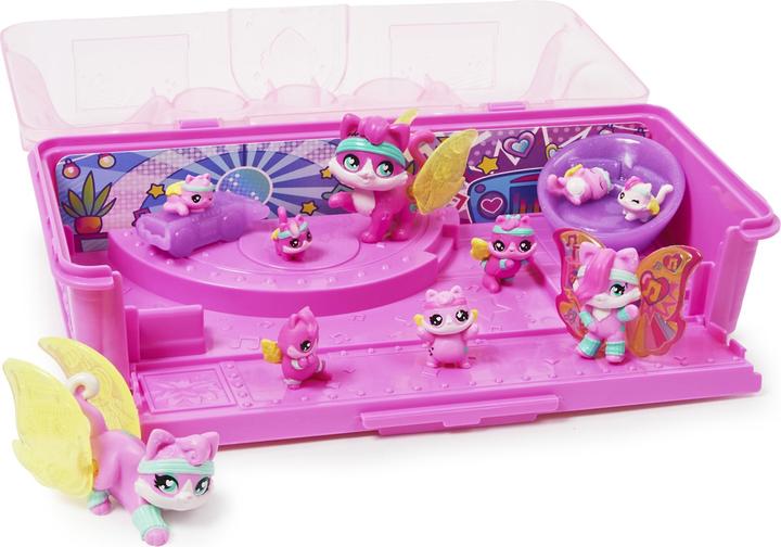 Produktbild Hatchimals Family Adventures Eierkarton mit Katzen-Familie, Spielset mit 10 CollEGGtibles-Figuren