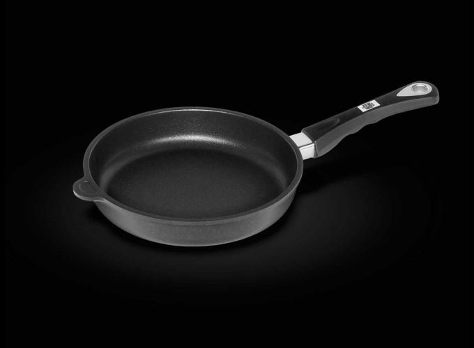 Actual product image AMT Frying pan (24 cm, Frying pan, Cast aluminium)