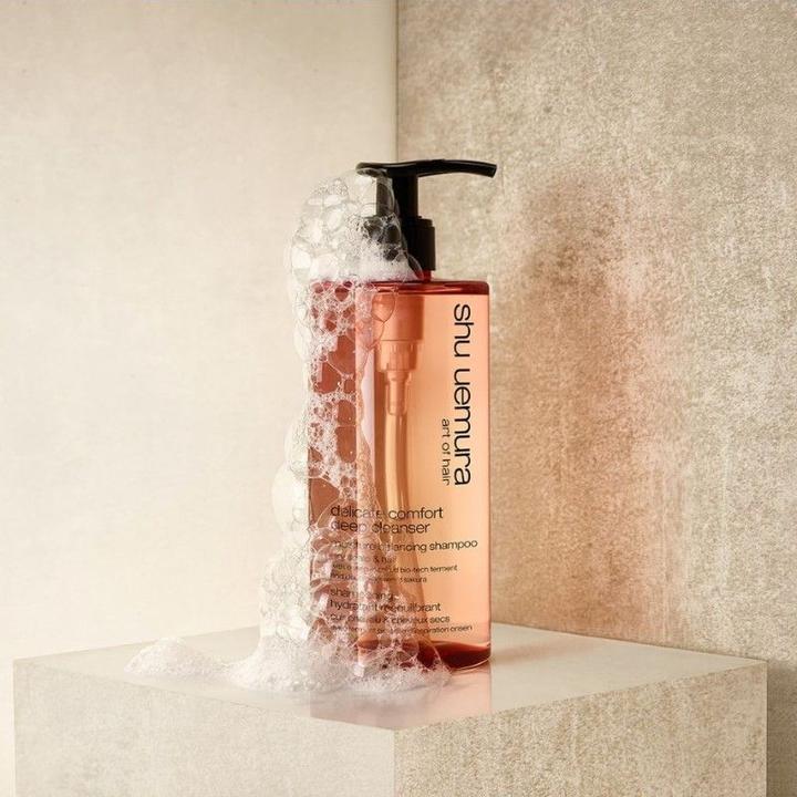 Produktbild Shu Uemura Cleansing Oil Delicate Comfort Deep Cleanser (400 ml, Flüssiges Shampoo)