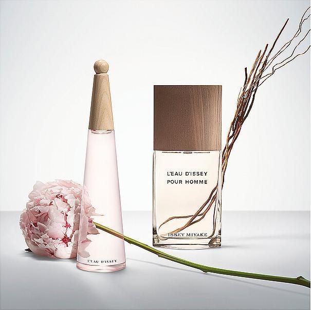 Immagine prodotto Issey Miyake L'Eau d'Issey Pivoine Eau de Toilette Intense 100ml (Eau de toilette, 100 ml)
