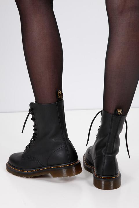 Actual product image Dr. Martens 1490 Virginia (38)