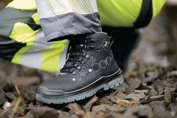 Actual product image Atlas Safety shoe XT 500 GTX - S3 - W10 - GR.41 (S3, 41)