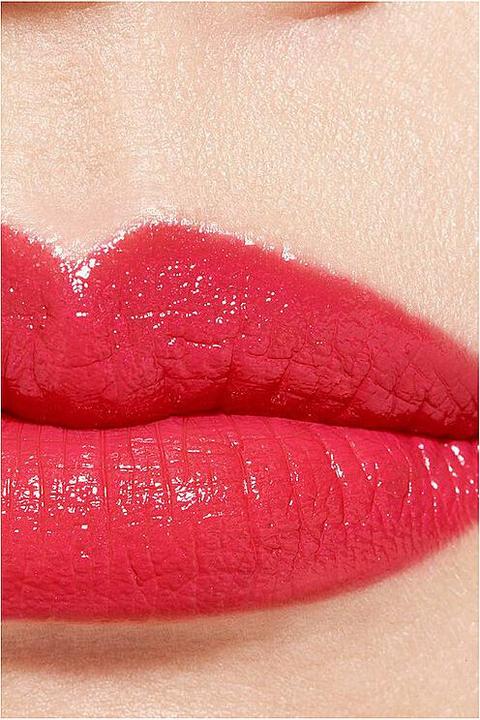 Actual product image Chanel Rouge Coco Ultra Hydrating (440 Arthur)