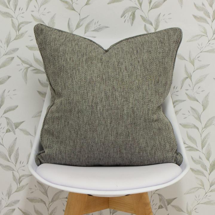 Produktbild Furn Harrison Woll Imitat Zierkissenbezug (50 x 50 cm)