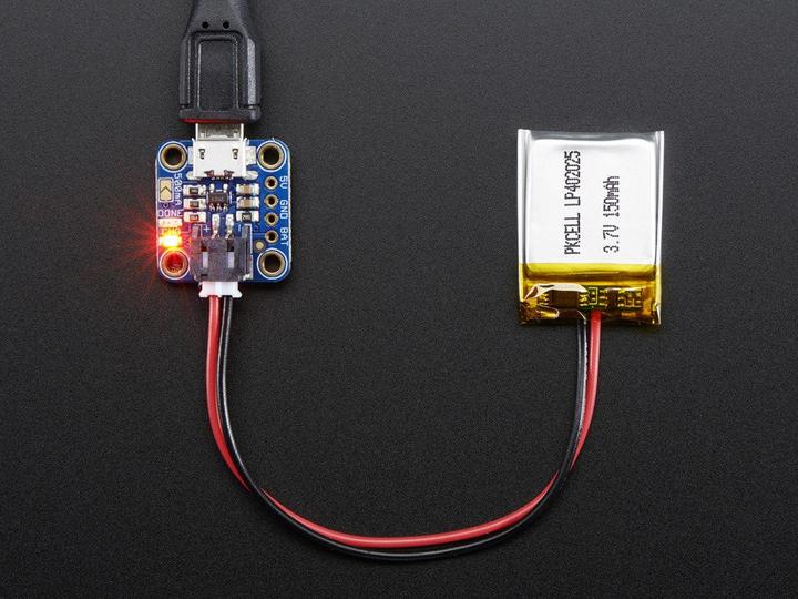 Image du produit Adafruit Micro Lipo w/MicroUSB LiIon/LiPoly (Boîtier de batterie, Divers)