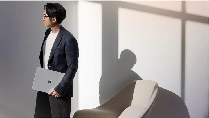 Image du produit Microsoft Surface Laptop 7e édition (Intel) for business - Copilot+ PC (15", Intel Core Ultra 5 238V, 32 Go, 512 Go, CH)