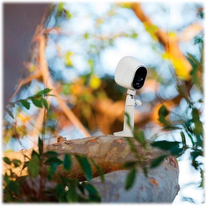 Actual product image Arlo Outdoor Security Mount in White (Mounting kit)