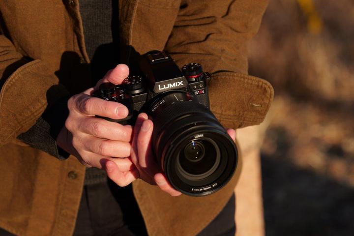 Produktbild Panasonic Lumix S1IIE (24.20 Mpx)