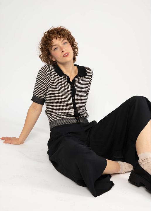 Actual product image Blutsgeschwister In Full Bloom (M)