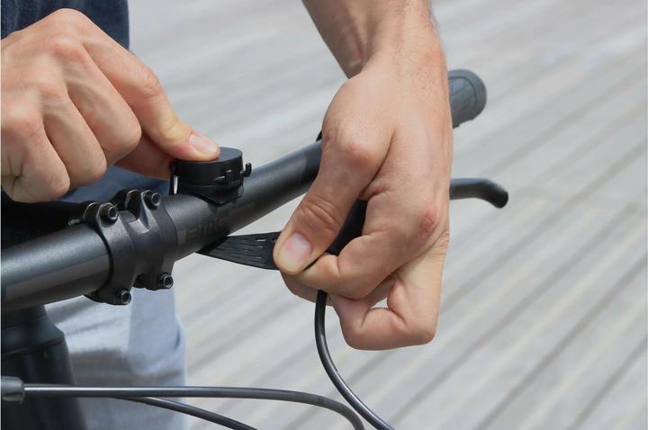 Actual product image Shapeheart Magnetic Bike Mount 5.5