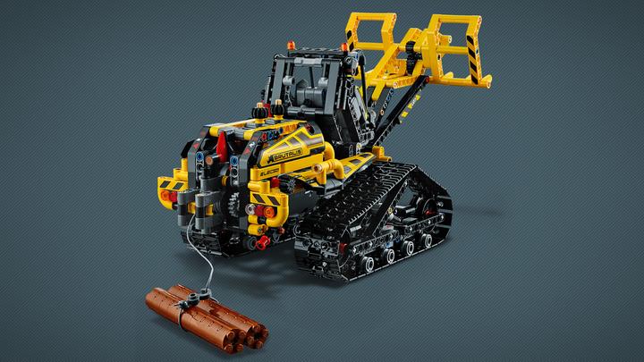 Actual product image LEGO Tracked Loader (42094, LEGO Technic)